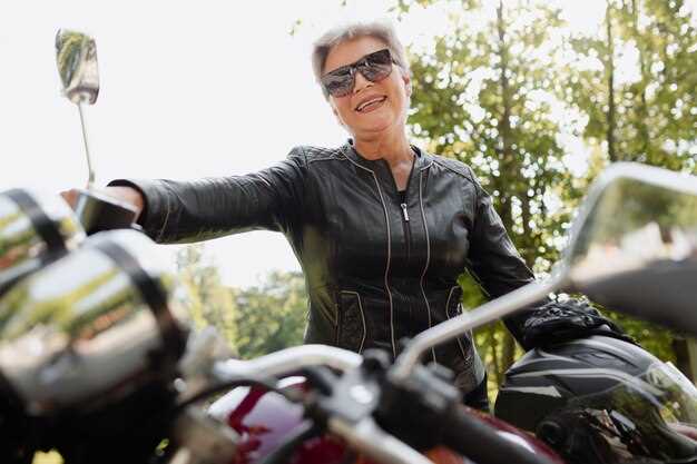 Utilizing Natural Light for Dynamic Motorcycle Shots